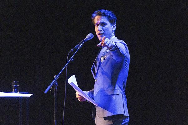 Spoken word-artiest Jesse Laport op de Dag van de Literatuur.